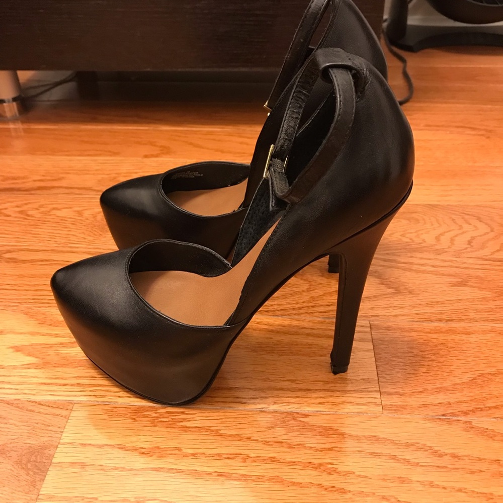 Steve Madden Pumps 7.0